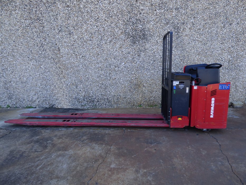 Triple Pallet Jack Warehouselift